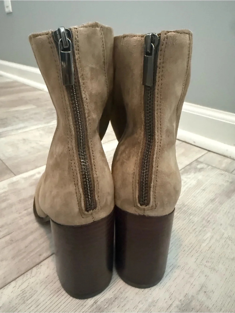STEVE MADDEN Women's Obsession Suede Ankle Boots Size 6 Brand New!!